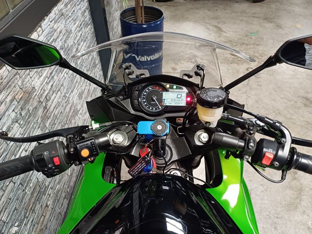 kawasaki - z-1000-sx-abs