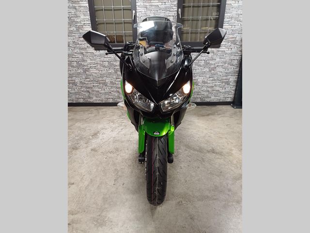 kawasaki - z-1000-sx-abs