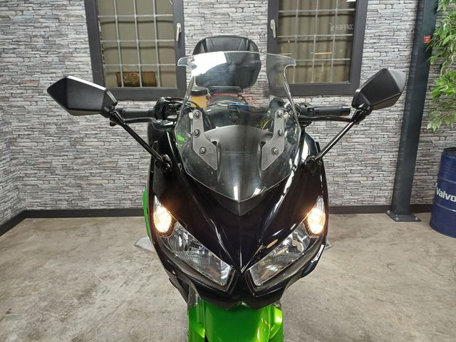 kawasaki - z-1000-sx-abs