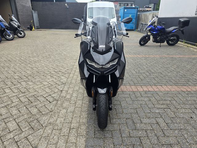 bmw - c-400-gt
