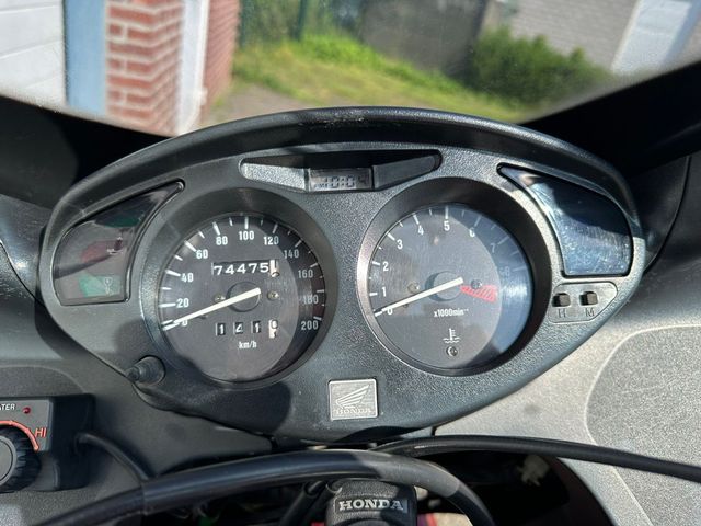 honda - nt-650-v-deauville