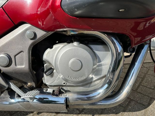 honda - nt-650-v-deauville