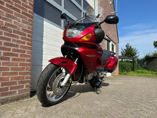 honda - nt-650-v-deauville
