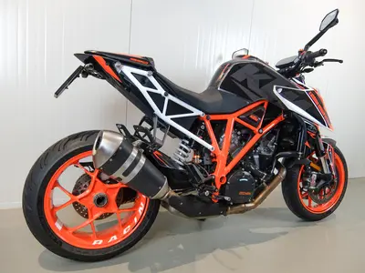 KTM 1290 SUPER DUKE R – foto 3