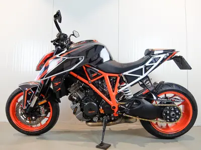 KTM 1290 SUPER DUKE R – foto 4