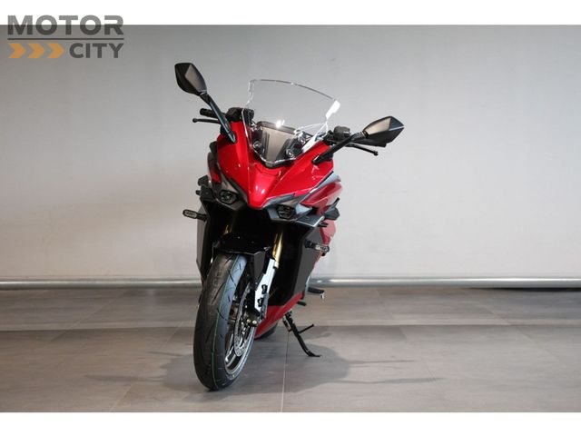 suzuki - gsx-s-1000-gt