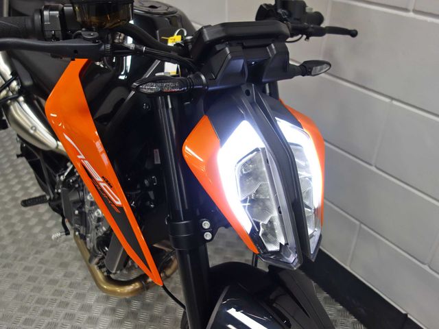 ktm - 790-duke