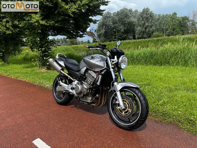 honda - cb-900-f-hornet