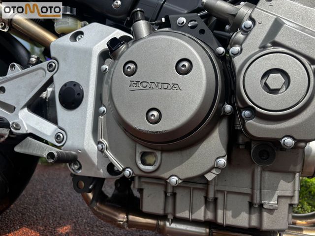 honda - cb-900-f-hornet