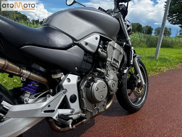 honda - cb-900-f-hornet