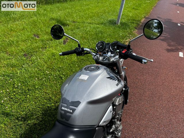 honda - cb-900-f-hornet