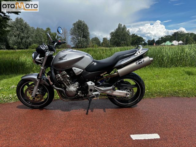 honda - cb-900-f-hornet