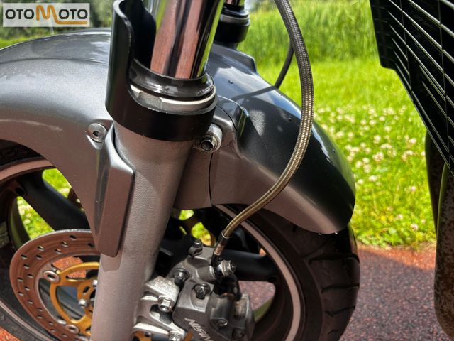 honda - cb-900-f-hornet