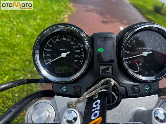 honda - cb-900-f-hornet