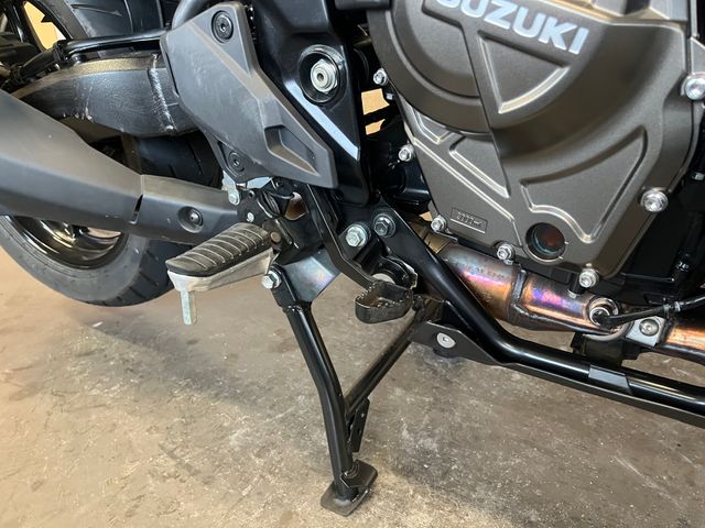 suzuki - v-strom-800