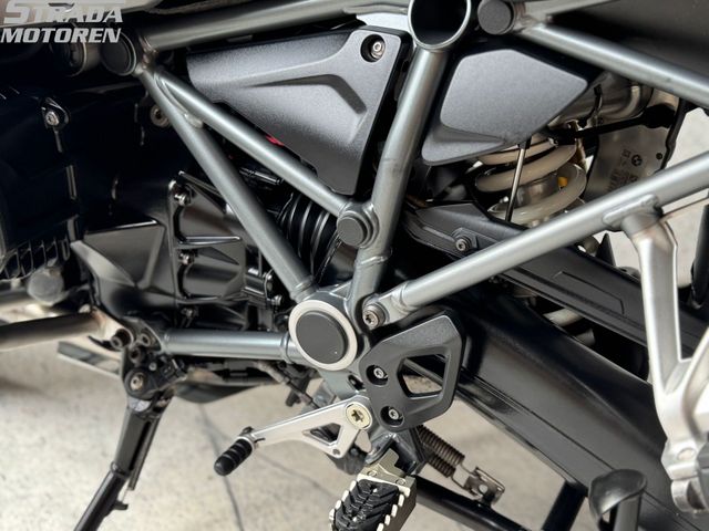 bmw - r-1200-gs-adventure-triple-black
