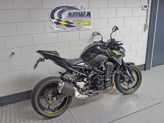 kawasaki - z900
