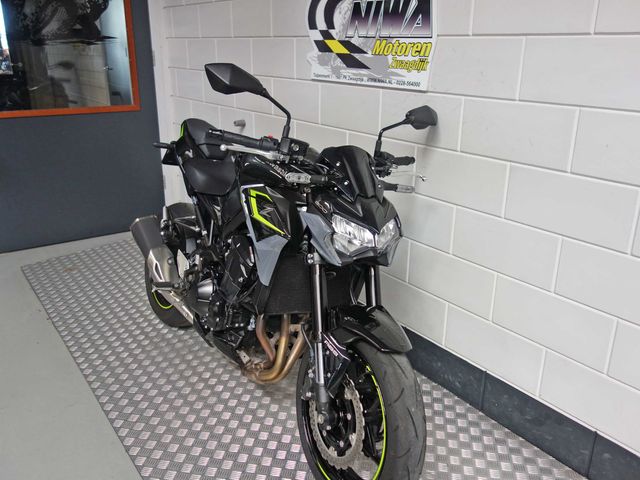 kawasaki - z900