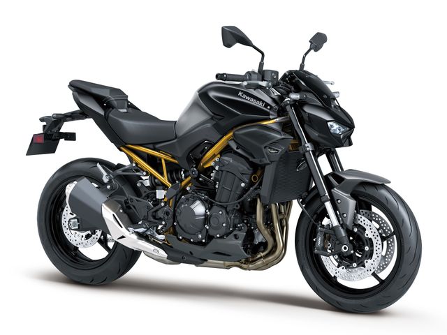 kawasaki - z900