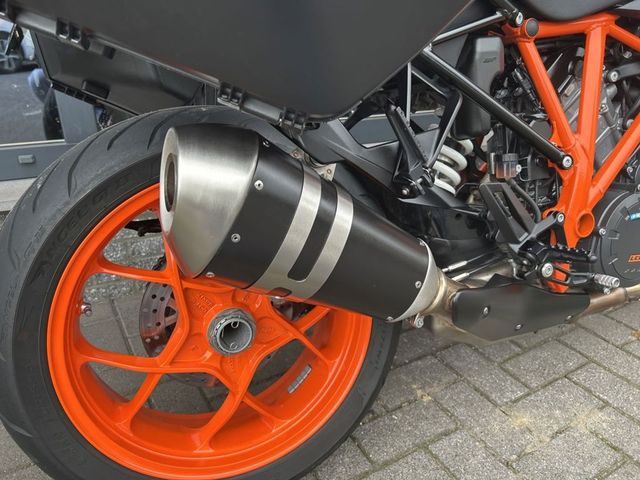 ktm - 1290-super-duke-gt