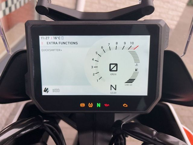 ktm - 1290-super-duke-gt