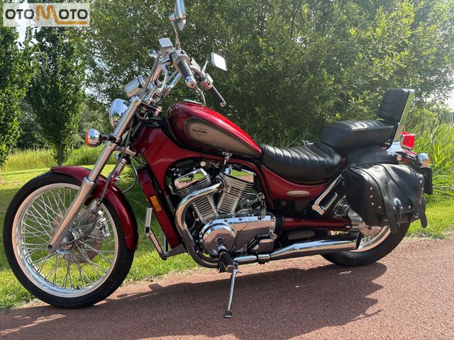 suzuki - vs-800-intruder