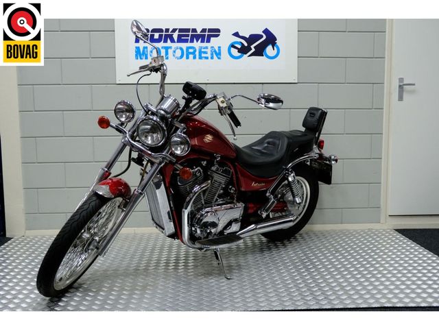suzuki - vs-750-intruder