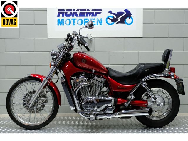 suzuki - vs-750-intruder