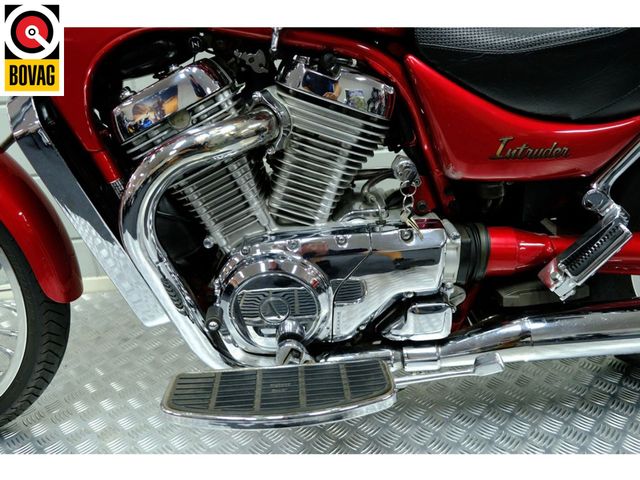 suzuki - vs-750-intruder