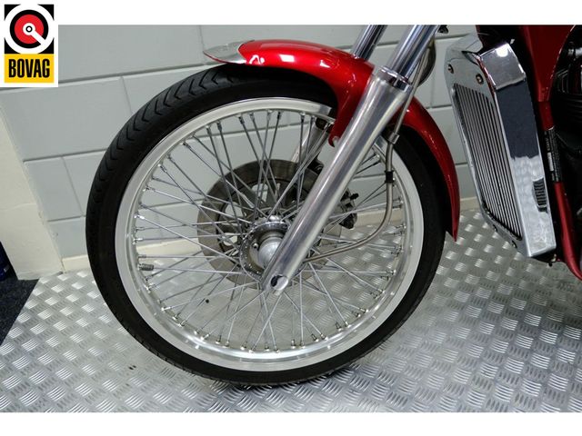 suzuki - vs-750-intruder