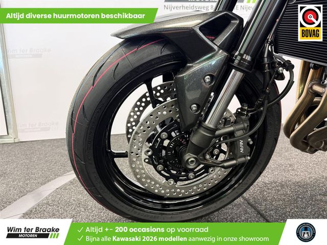 kawasaki - z900