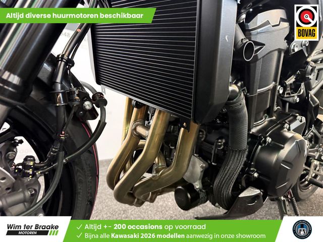 kawasaki - z900