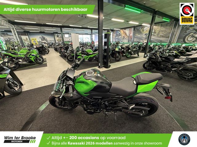 kawasaki - z900