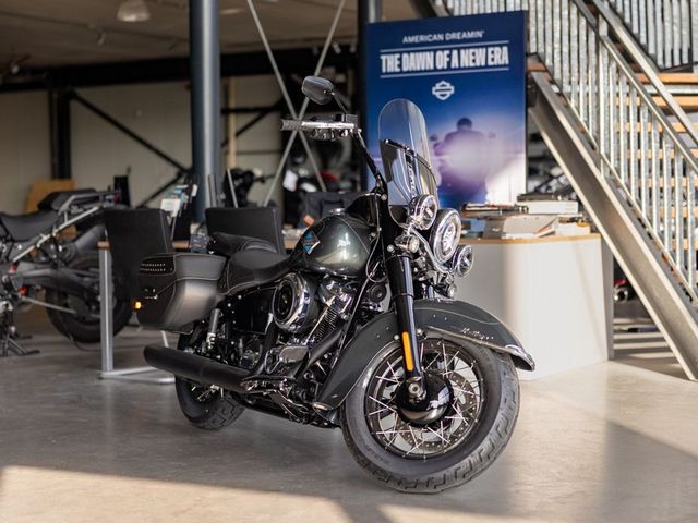 harley-davidson - heritage-classic-softail-flhc
