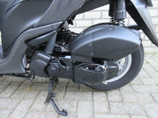 yamaha - mw-125-tricity