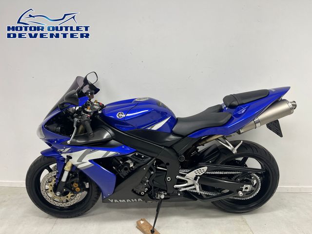 yamaha - yzf-r1