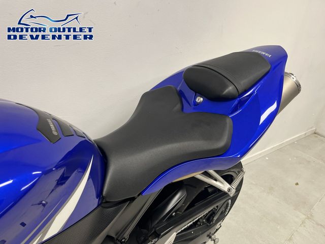 yamaha - yzf-r1