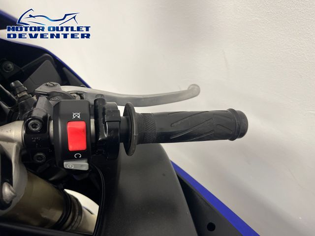 yamaha - yzf-r1