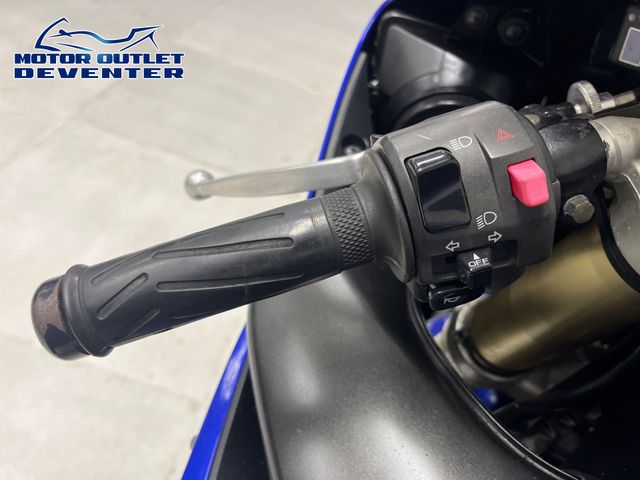yamaha - yzf-r1