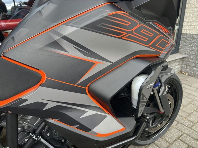 ktm - 1290-super-adventure-s