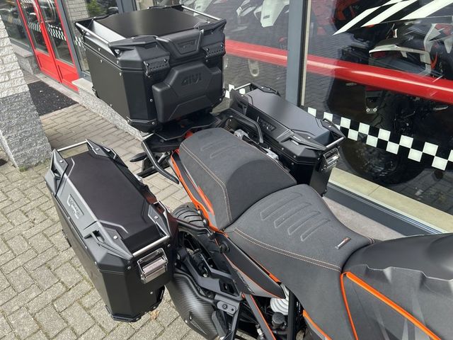 ktm - 1290-super-adventure-s