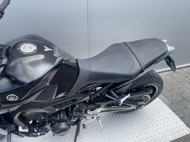 yamaha - mt-09-abs