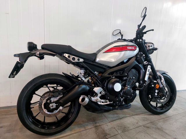 yamaha - xsr-900-abs