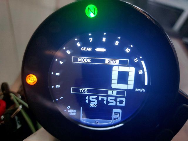 yamaha - xsr-900-abs