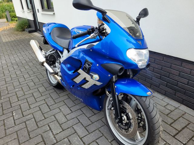 triumph - tt-600
