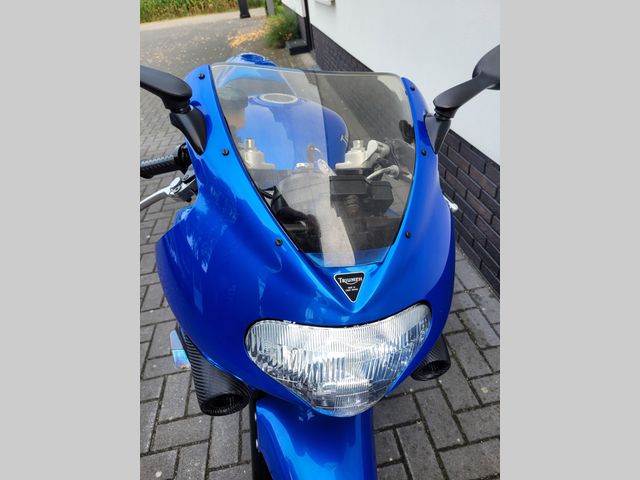triumph - tt-600