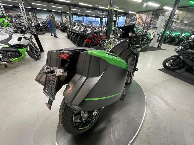 kawasaki - z-1000-sx-tourer