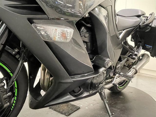 kawasaki - z-1000-sx-tourer