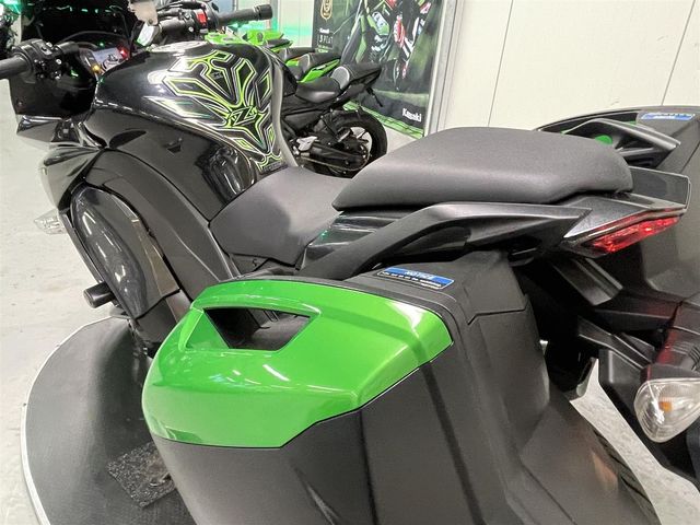 kawasaki - z-1000-sx-tourer