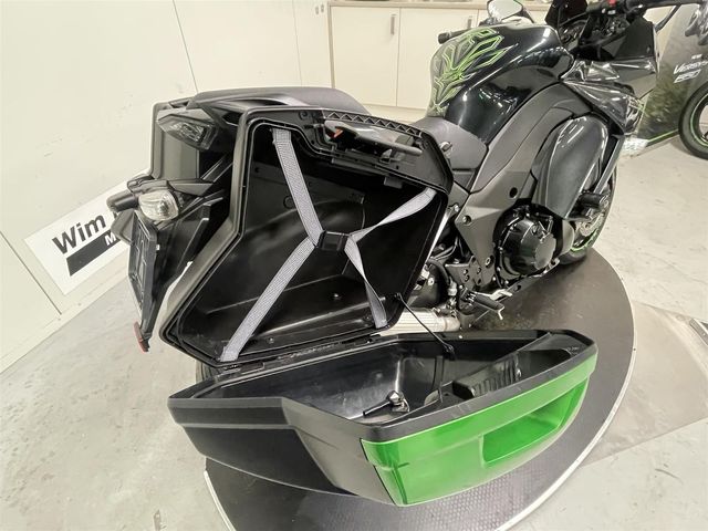 kawasaki - z-1000-sx-tourer